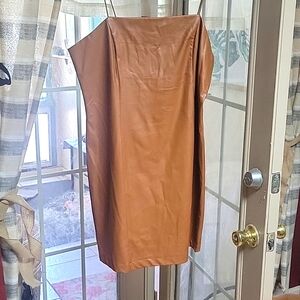 Short dress